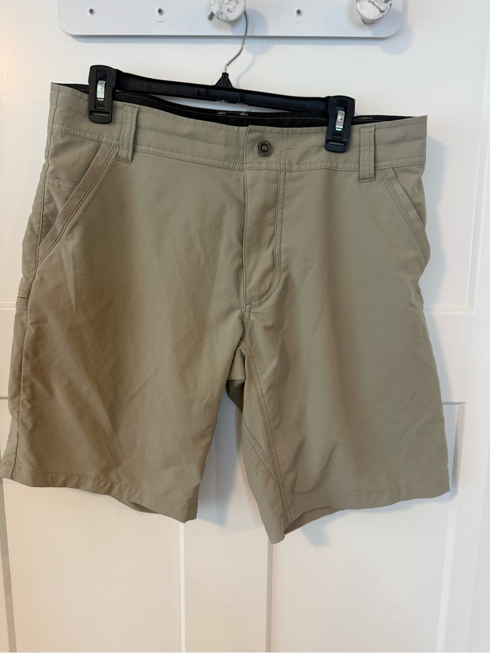 Kuhl Men's Casual Khaki Shorts size 34 EUC